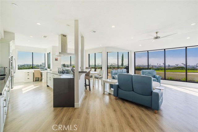 Front Image Thumbnail for CROC26024714