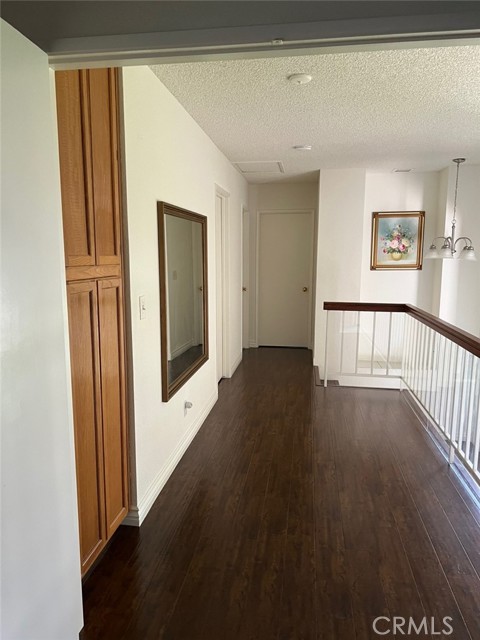 Detail Gallery Image 6 of 17 For 29154 River Run Ln, Highland,  CA 92346 - 4 Beds | 3 Baths