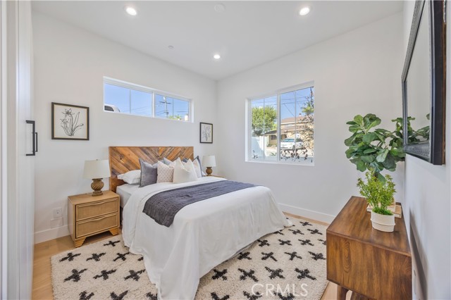 2420 Ives Lane, Redondo Beach, California 90278, 4 Bedrooms Bedrooms, ,3 BathroomsBathrooms,Residential,For Sale,Ives,SB25133700