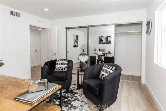17101 Dearborn Street, Northridge CA: https://media.crmls.org/medias/e60e14d1-958b-408f-b0c2-6ada47ab31ac.jpg