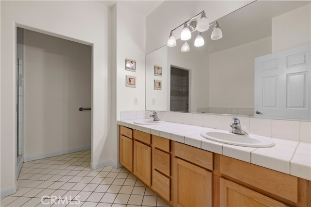 Detail Gallery Image 23 of 35 For 9610 Zelzah Ave #306,  Northridge,  CA 91325 - 2 Beds | 2 Baths