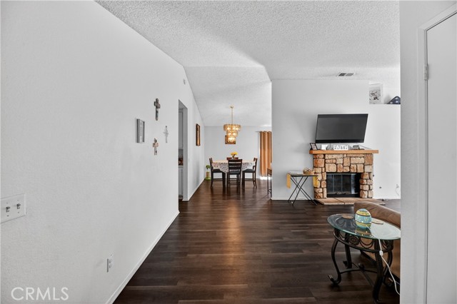 Detail Gallery Image 7 of 40 For 501 Presidents Ave, Hemet,  CA 92543 - 3 Beds | 2/1 Baths