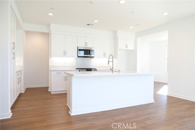 Kitchen island with bar seating