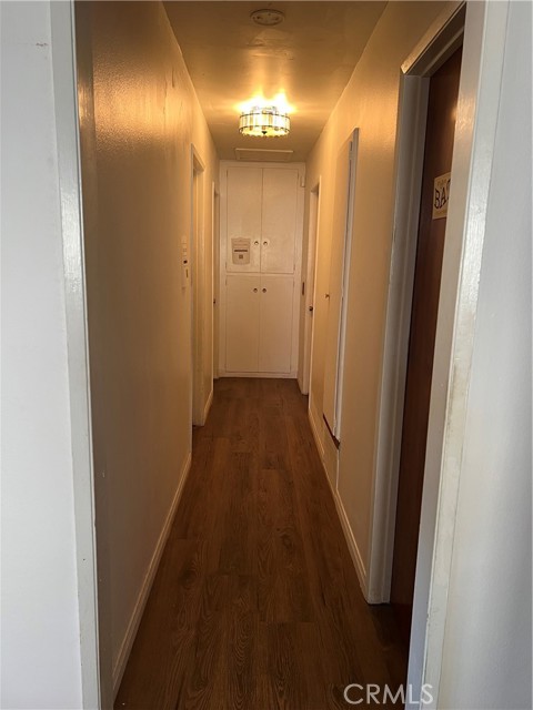 9810 Sharon Avenue, Riverside CA: https://media.crmls.org/medias/e6107a11-a590-42cd-a32c-5f6b5f8c832c.jpg