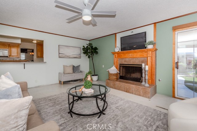 Detail Gallery Image 16 of 30 For 28613 W Worcester Rd, Menifee,  CA 92586 - 2 Beds | 2 Baths