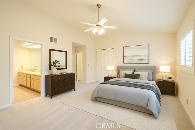 Detail Gallery Image 15 of 35 For 14025 Riverside Dr #3,  Sherman Oaks,  CA 91423 - 3 Beds | 3/1 Baths