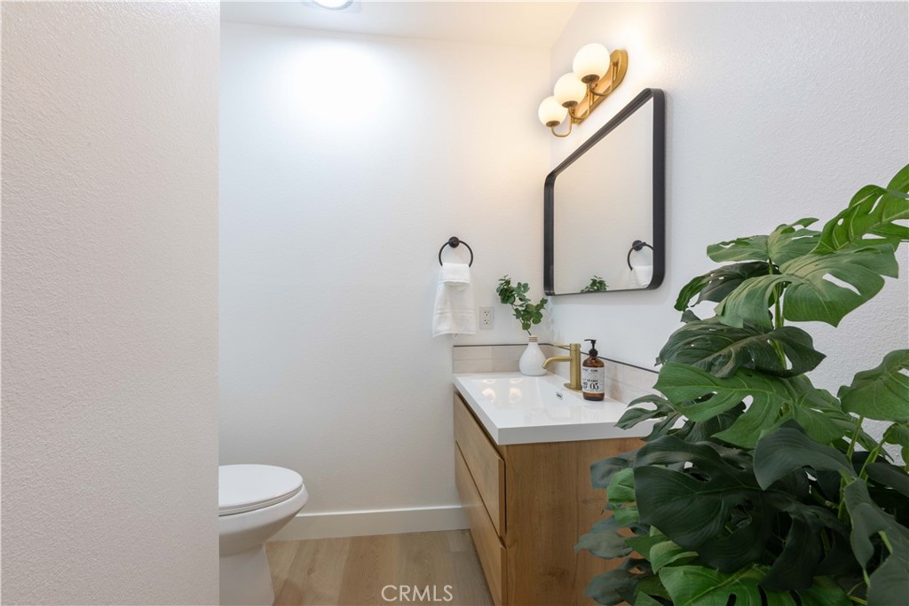 MLS #OC25270007 image #7