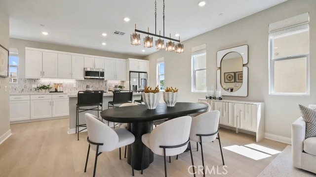 Front Image Thumbnail for CROC26027891