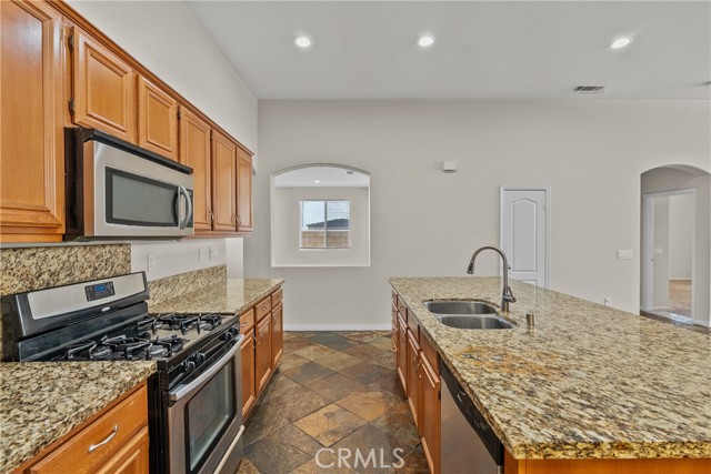 Detail Gallery Image 17 of 50 For 1790 Hideaway Pl, Palmdale,  CA 93551 - 4 Beds | 2 Baths