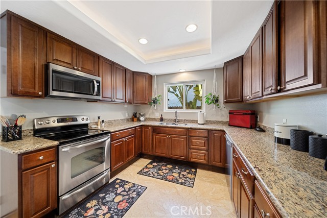 1469 Dara Street, Camarillo CA: https://media.crmls.org/medias/e612b9a5-1c68-4be0-87ca-0f1fdc868f98.jpg