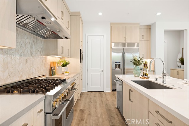 271 Huckleberry, Lake Forest CA: https://media.crmls.org/medias/e612bcbf-9f08-4479-8c4a-fc8556f6eeea.jpg