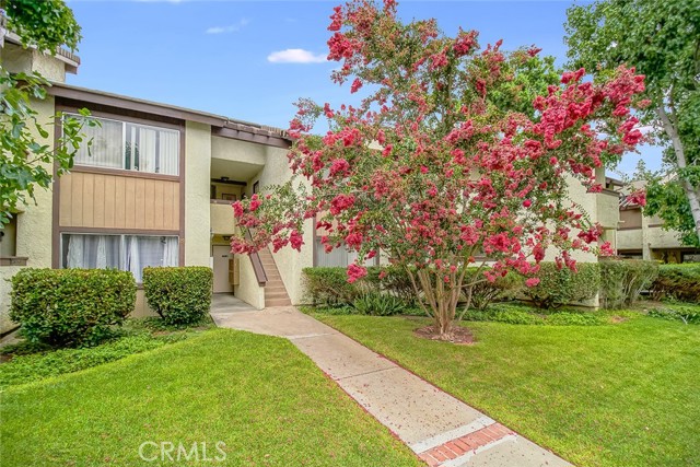 1344 East Hillcrest Drive, 35 photo 2