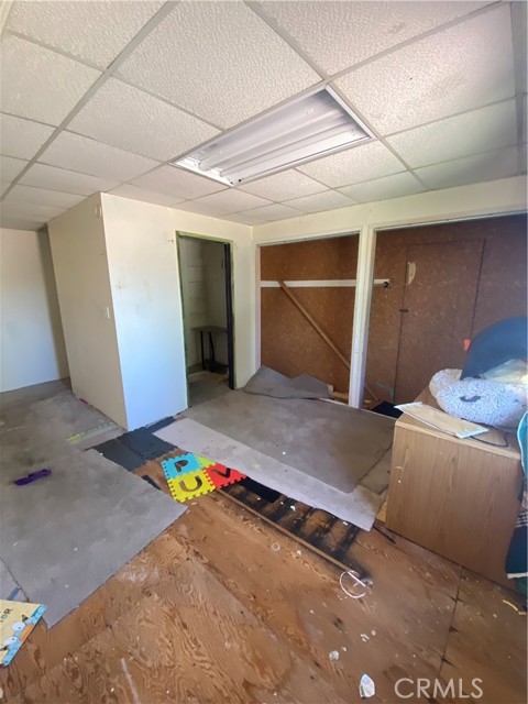 Detail Gallery Image 12 of 13 For 1882 E Larch St, Simi Valley,  CA 93065 - 4 Beds | 2/1 Baths