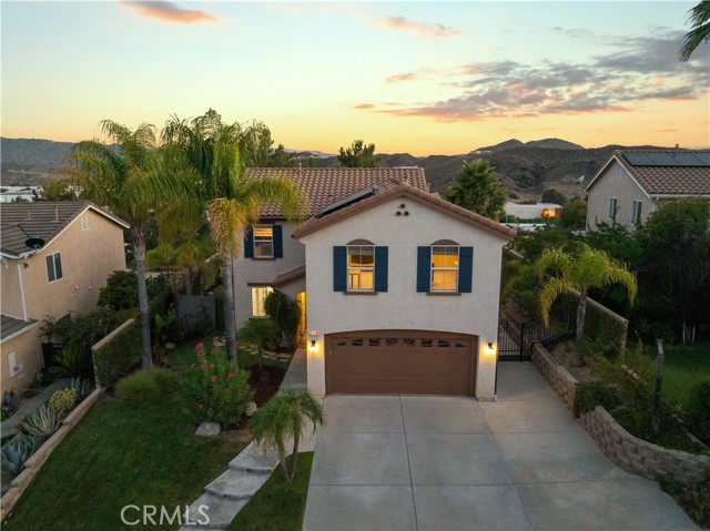 28238 Alton Way, Castaic CA: https://media.crmls.org/medias/e614c07d-ec40-44e8-833b-766083f40f6e.jpg