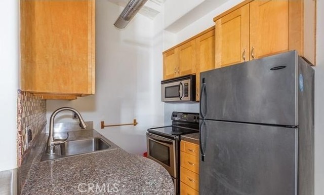 Detail Gallery Image 5 of 7 For 312 W 5th St #1110,  Los Angeles,  CA 90013 - 1 Beds | 1 Baths