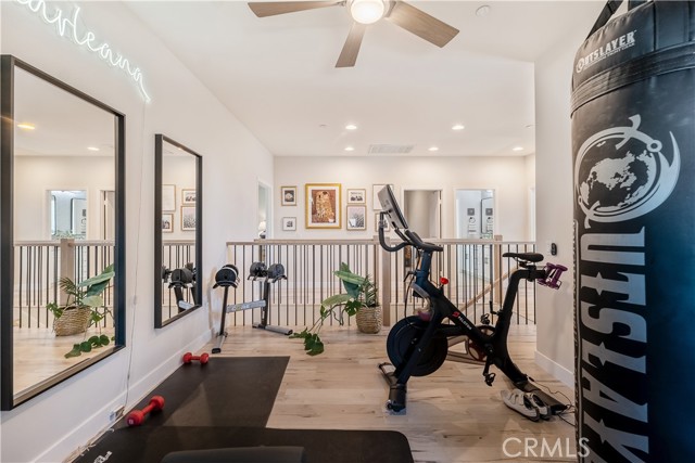 Detail Gallery Image 33 of 39 For 17065 Cantlay, Lake Balboa,  CA 91406 - 4 Beds | 3 Baths