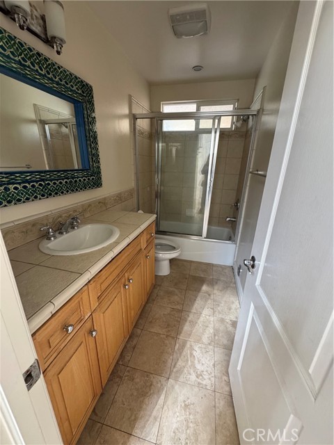 Detail Gallery Image 23 of 38 For 222 S Juanita Ave a,  Redondo Beach,  CA 90277 - 3 Beds | 2/1 Baths