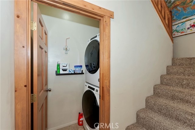 Detail Gallery Image 23 of 32 For 676 Lake Dr, Lake Arrowhead,  CA 92352 - 2 Beds | 2/1 Baths