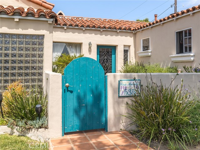 Detail Gallery Image 2 of 50 For 535 E Mariposa Ave, El Segundo,  CA 90245 - 3 Beds | 2/1 Baths