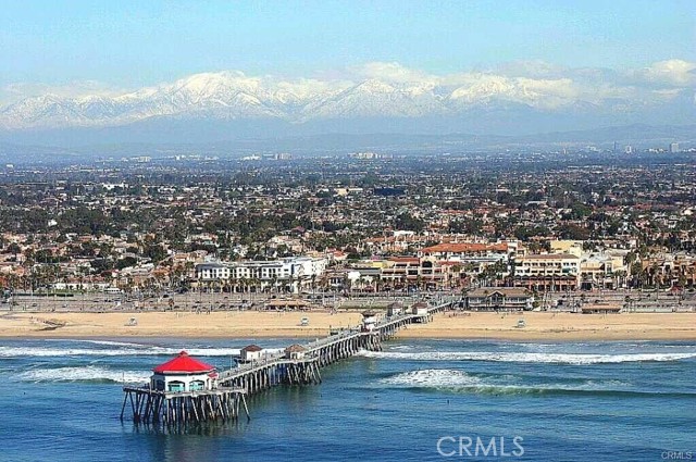16960 Algonquin Street, Huntington Beach CA: https://media.crmls.org/medias/e617e812-3f54-4037-bcf6-f7493ffff9a3.jpg