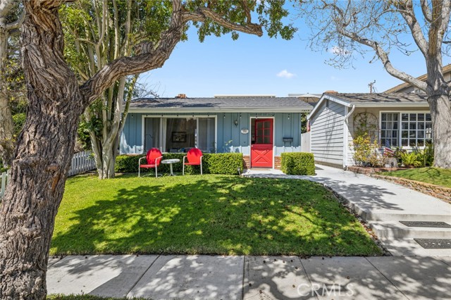 Detail Gallery Image 11 of 12 For 705 Orchid Ave Front,  Corona Del Mar,  CA 92625 - 3 Beds | 3 Baths