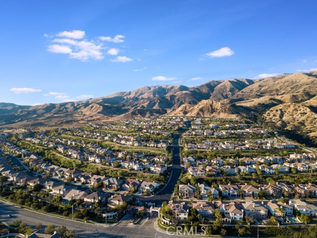 Detail Gallery Image 50 of 50 For 12826 via Donatello, Porter Ranch,  CA 91326 - 4 Beds | 4/1 Baths