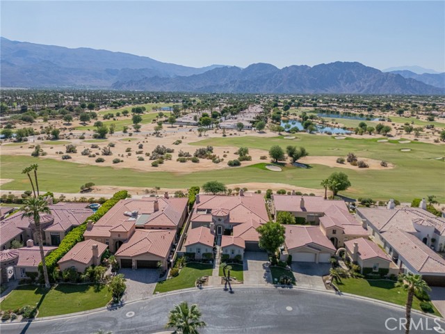 55675 Turnberry Way, La Quinta CA: https://media.crmls.org/medias/e618634e-a231-458f-8007-bf91e8e3852e.jpg