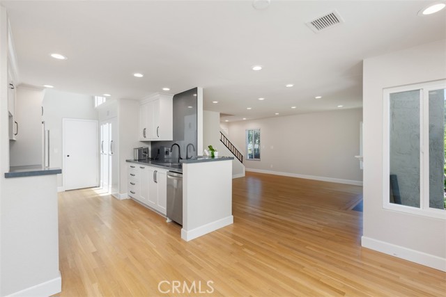 7641 Rainswept Lane, San Diego, California 92119, 3 Bedrooms Bedrooms, ,3 BathroomsBathrooms,Residential,For Sale,Rainswept Lane,ND24116259