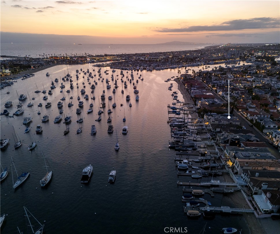https://media.crmls.org/medias/e619160f-64fb-4506-b648-fbdbfe241f0d.jpg?preset=X-Large