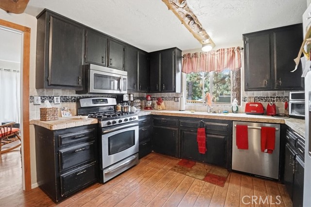 Detail Gallery Image 19 of 68 For 31051 Wild Oak, Running Springs,  CA 92382 - 3 Beds | 2/1 Baths