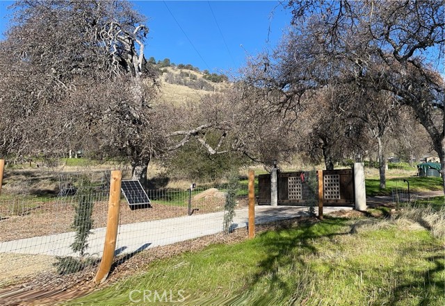 29503 Spence Lane, Tollhouse CA: https://media.crmls.org/medias/e619a36e-16af-47d8-8b2c-e0b2a671c86c.jpg