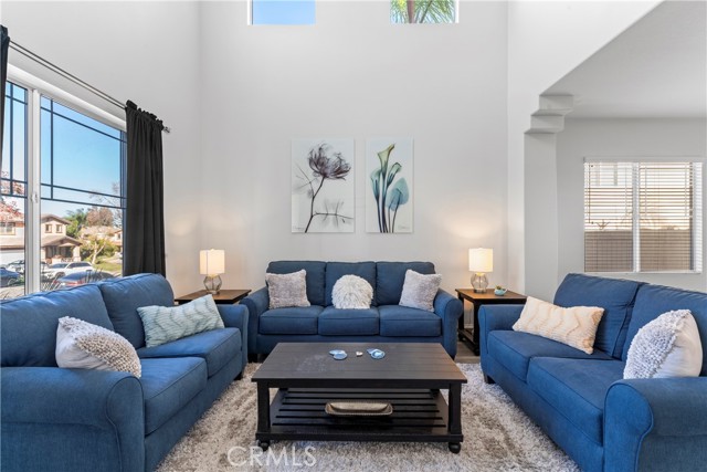 Detail Gallery Image 9 of 46 For 1456 Roadrunner, Corona,  CA 92881 - 3 Beds | 2/1 Baths