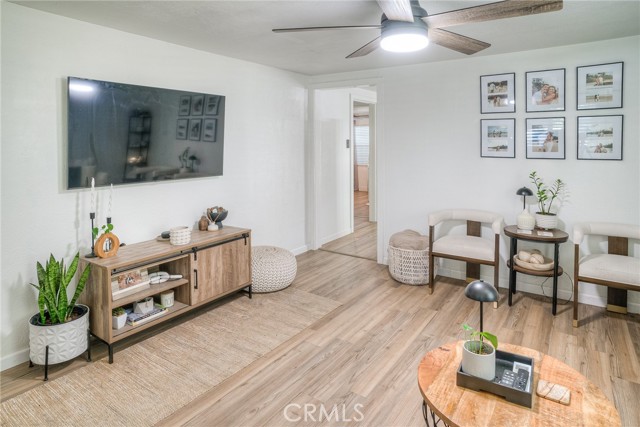 2368 Brown Street, Durham CA: https://media.crmls.org/medias/e61a6347-ace6-4f55-ab45-022feae7c307.jpg