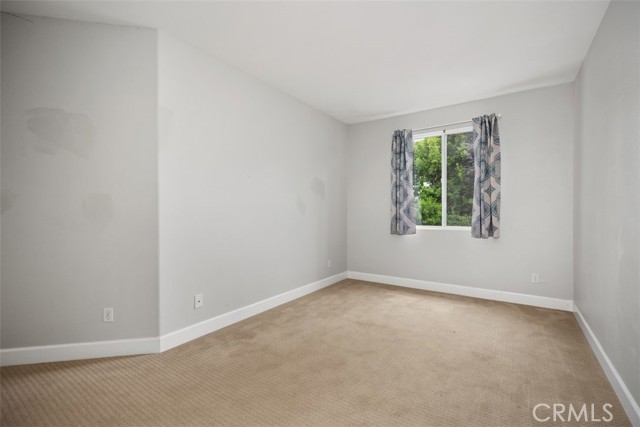 25 Hollyhock Lane, Mission Viejo CA: https://media.crmls.org/medias/e61a793e-29d6-4938-a4f4-ddc4723c5e51.jpg