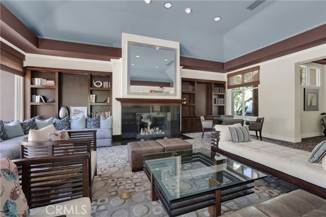 Detail Gallery Image 34 of 38 For 2253 Martin #410, Irvine,  CA 92612 - 1 Beds | 1 Baths