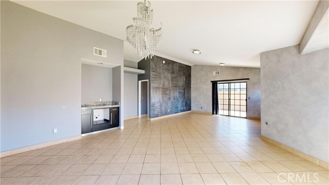 Detail Gallery Image 4 of 26 For 2267 Aurora Ct, El Centro,  CA 92243 - 3 Beds | 2 Baths