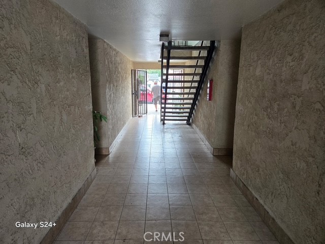 Detail Gallery Image 6 of 7 For 24522 Chestnut, Newhall,  CA 91321 - – Beds | – Baths