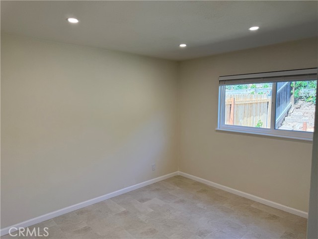 2226 State Avenue, Costa Mesa CA: https://media.crmls.org/medias/e61bf60d-2f76-4255-a0c1-ea80db59d43c.jpg