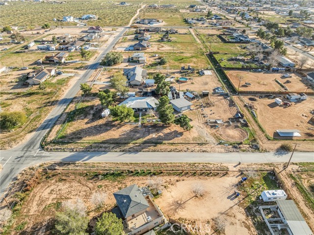 Detail Gallery Image 5 of 30 For 22977 El Centro, Apple Valley,  CA 92307 - 3 Beds | 1 Baths