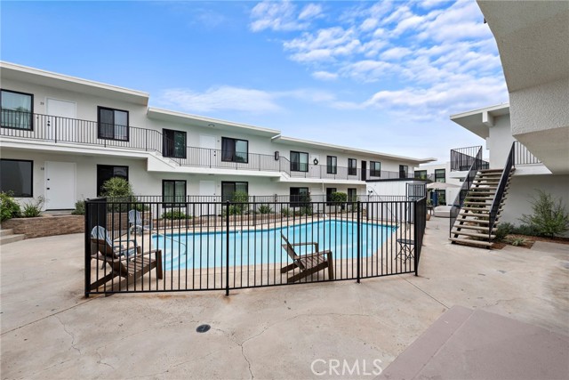 6679 Unit 13 Linda Vista Road, Linda Vista CA: https://media.crmls.org/medias/e61cb7fd-af6b-471a-9806-b6cb0516c12f.jpg