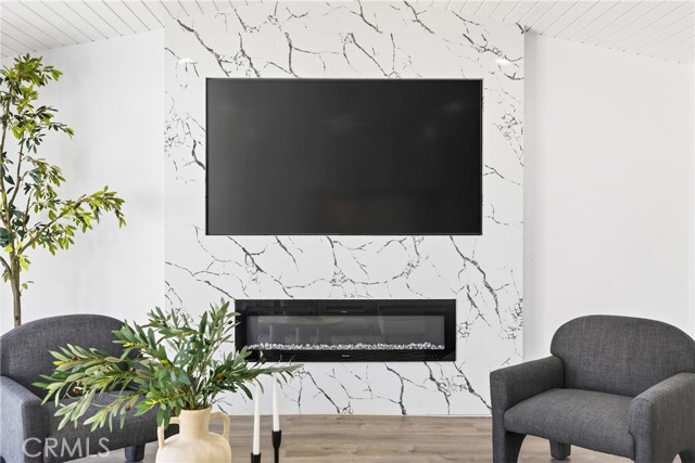 Detail Gallery Image 12 of 54 For 1626 E 15th, Santa Ana,  CA 92701 - 4 Beds | 2 Baths