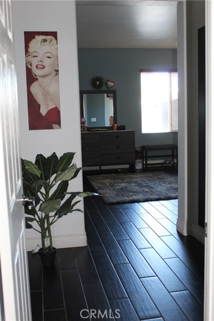 1382 Sunset, Perris CA: https://media.crmls.org/medias/e61dd58b-4ed9-4a6b-bcb1-3badc9ae4a30.jpg