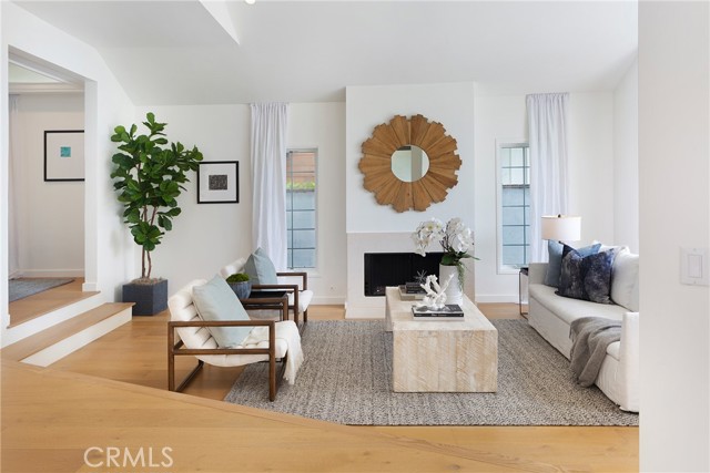 Detail Gallery Image 6 of 47 For 608 Acacia Ave, Corona Del Mar,  CA 92625 - 3 Beds | 3 Baths