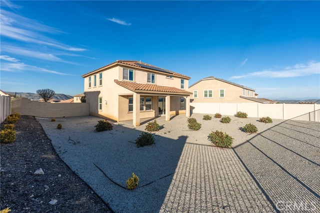 Detail Gallery Image 37 of 46 For 4011 Elderberry, Lake Elsinore,  CA 92530 - 4 Beds | 2/1 Baths