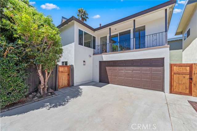 5309 E Appian Way, Long Beach CA: https://media.crmls.org/medias/e61f4033-2ddb-485a-a155-98dd65f336a2.jpg