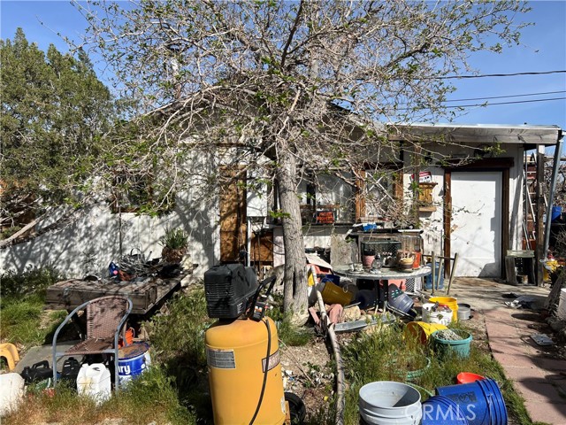 Detail Gallery Image 3 of 15 For 30837 235th, Llano,  CA 93544 - 1 Beds | 1 Baths