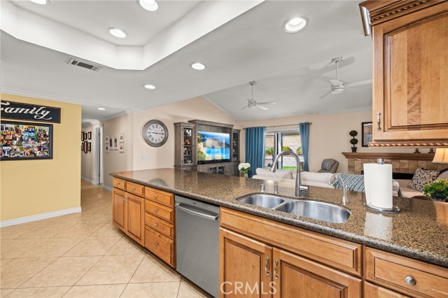 6450 Sard Street, Rancho Cucamonga CA: https://media.crmls.org/medias/e61ffe27-15bd-4aca-a51d-fc1f3ea909d5.jpg