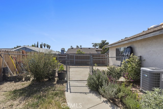 Detail Gallery Image 31 of 41 For 16251 Malaga St, Fontana,  CA 92336 - 2 Beds | 1 Baths