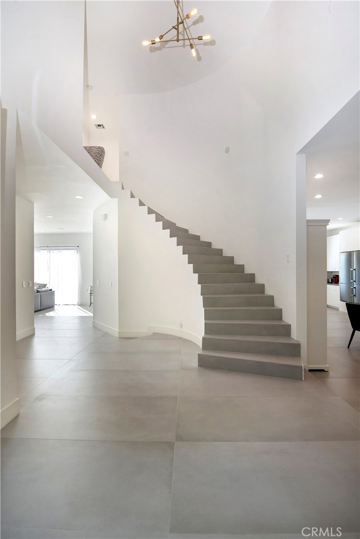 MLS #SR25277807 image #5