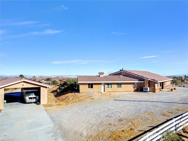 Detail Gallery Image 12 of 75 For 5040 Brisbane Ave, Yucca Valley,  CA 92284 - 3 Beds | 2 Baths